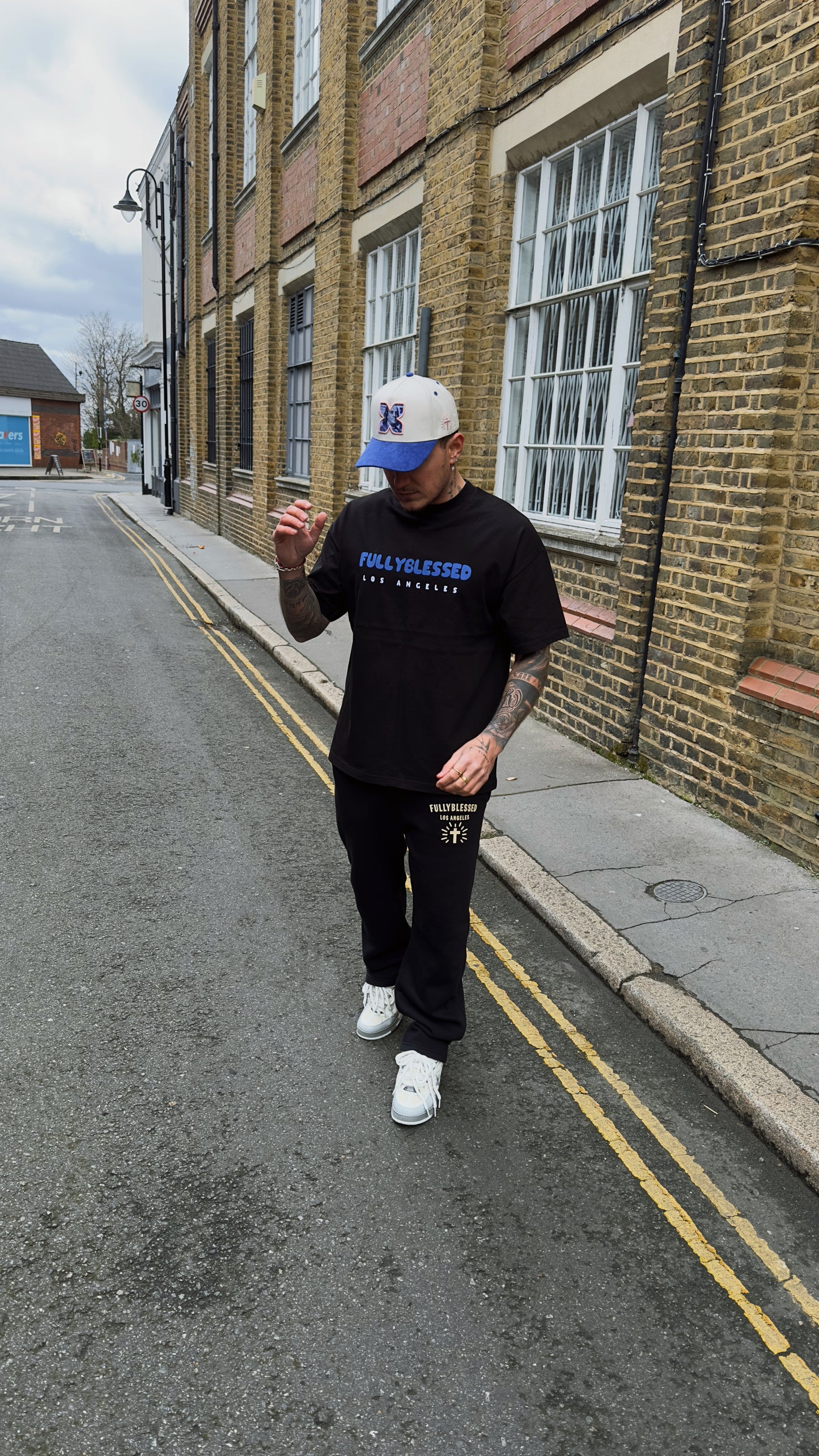 STARBOY T SHIRT - BLACK ROYAL